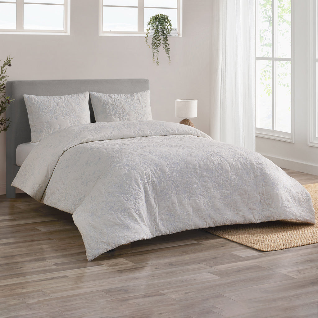 Blossom & Stitch Whitney 3 - Piece Comforter Set