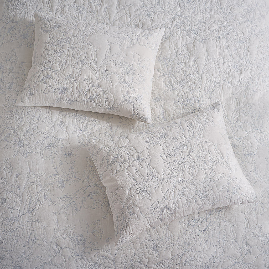 Blossom & Stitch Whitney 3 - Piece Comforter Set