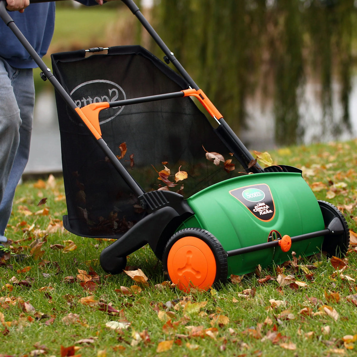 Scotts LSW70026S 26 - Inch Push Lawn Sweeper