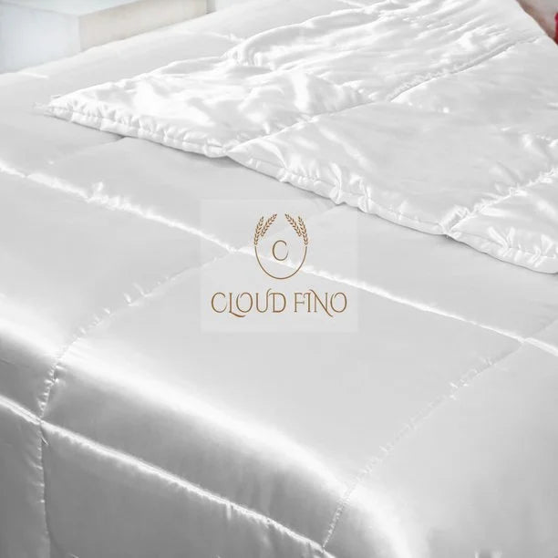 Cloud Fino 100% Silk Comforter 300 GSM Quilt Suitable for All-Season Silky Super Soft Twin/Twin XL Lilac