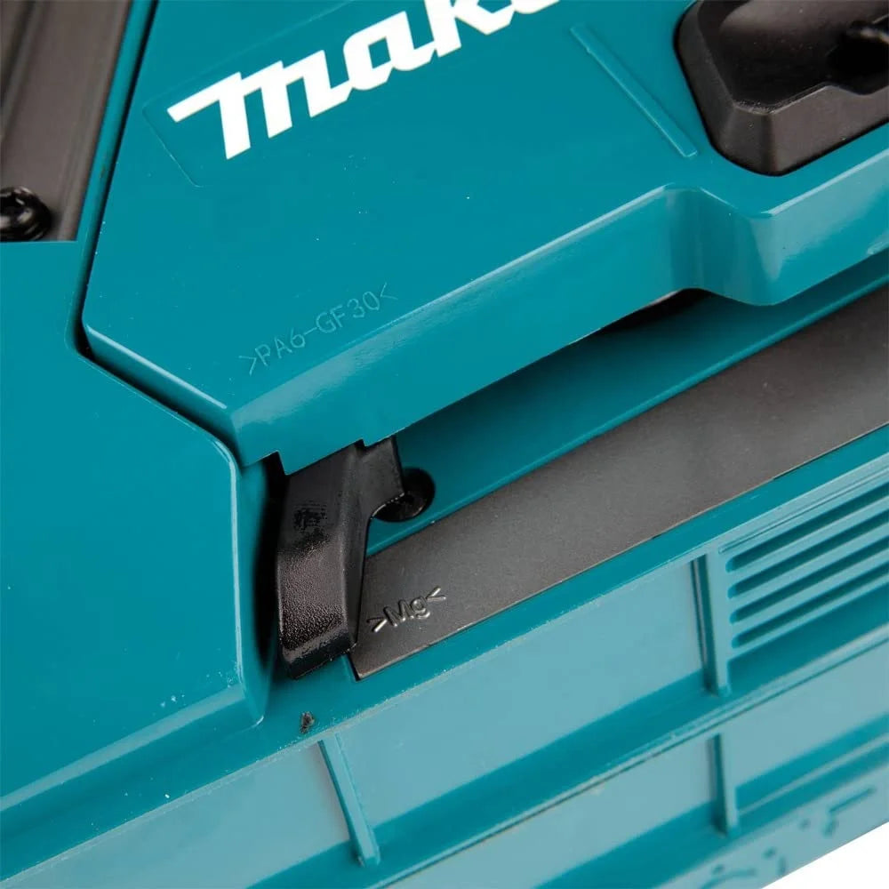 Makita GCU04T1 40V Max XGT Brushless Lithium - Ion 18 In. Cordless Chain Saw Kit (5.0ah)