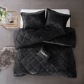 Intelligent Design Felicia Full/Queen Black Velvet Duvet Cover Set